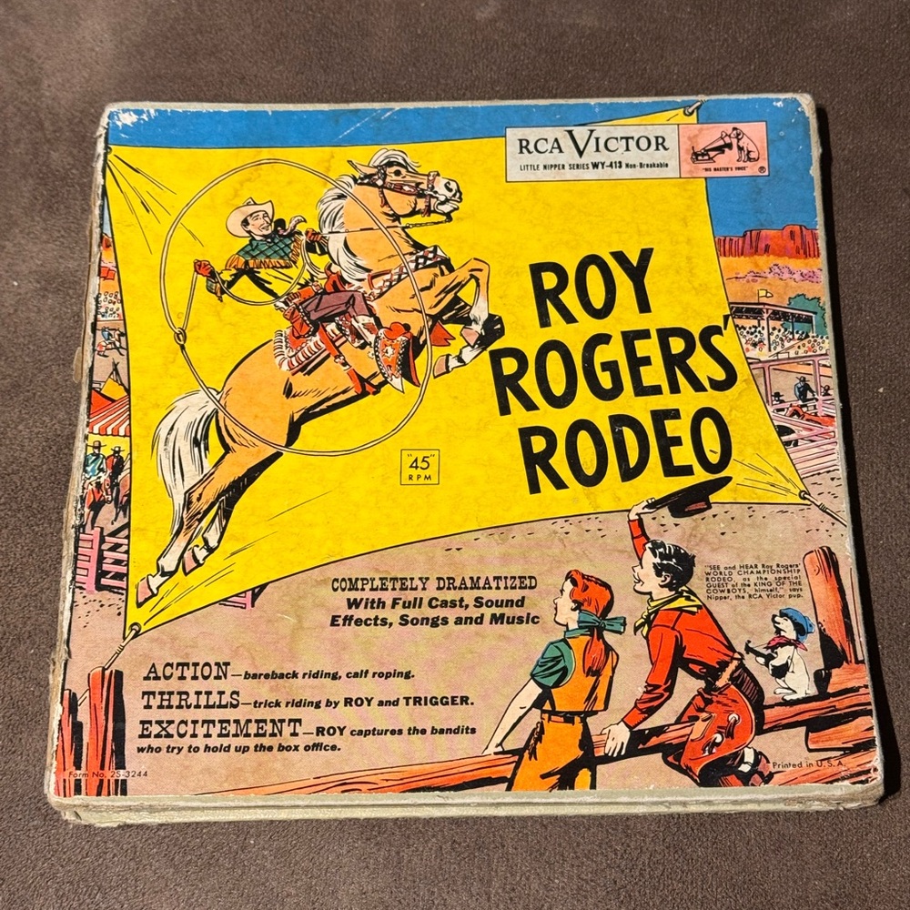 Rare Roy Rogers Book & record about “Little nipper“ sang & told by Roy Roger’s.